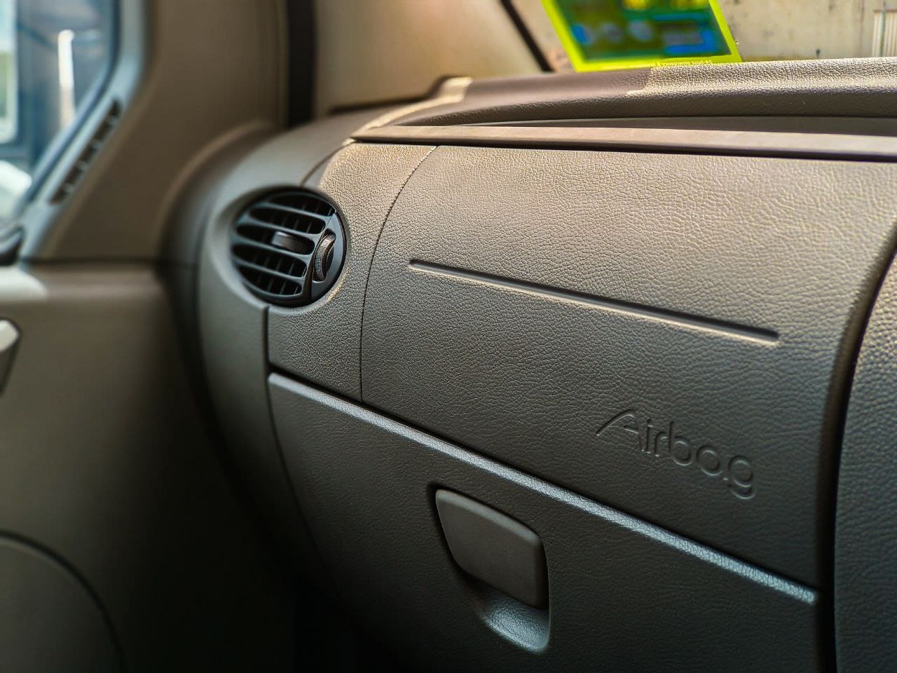 Budget MPV Excellent Car Rental